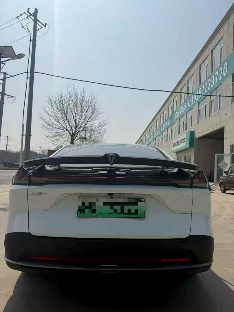 东营26年长安汽车深蓝8