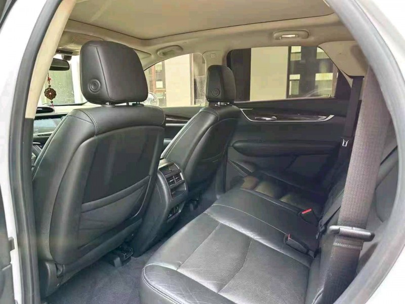 枣庄18年凯迪拉克XT54