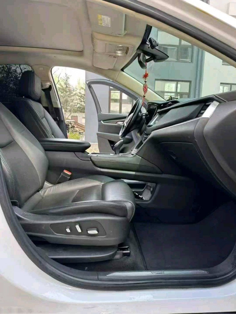 枣庄18年凯迪拉克XT55