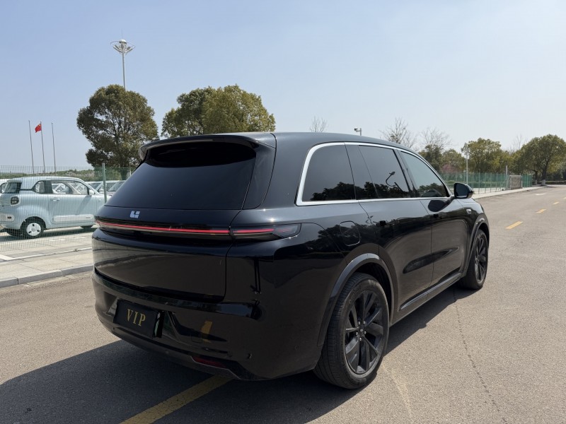 盐城23年理想L88