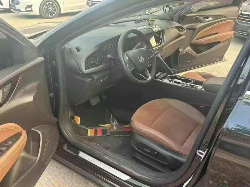 枣庄22年别克君威6