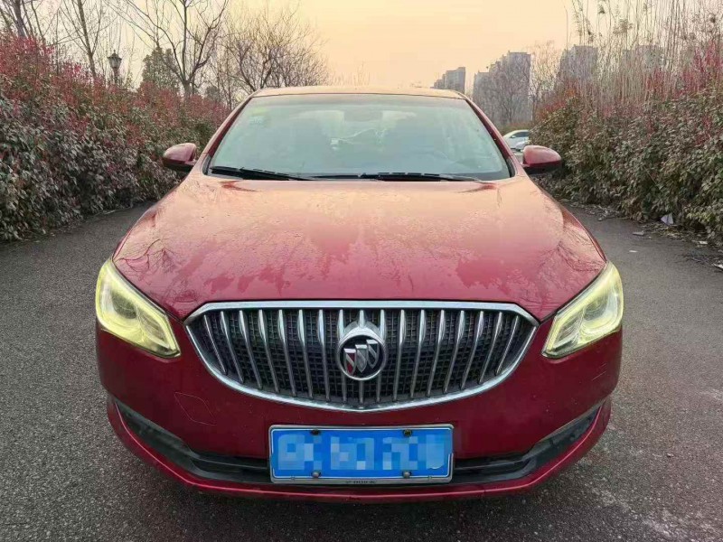 荆州17年别克英朗1