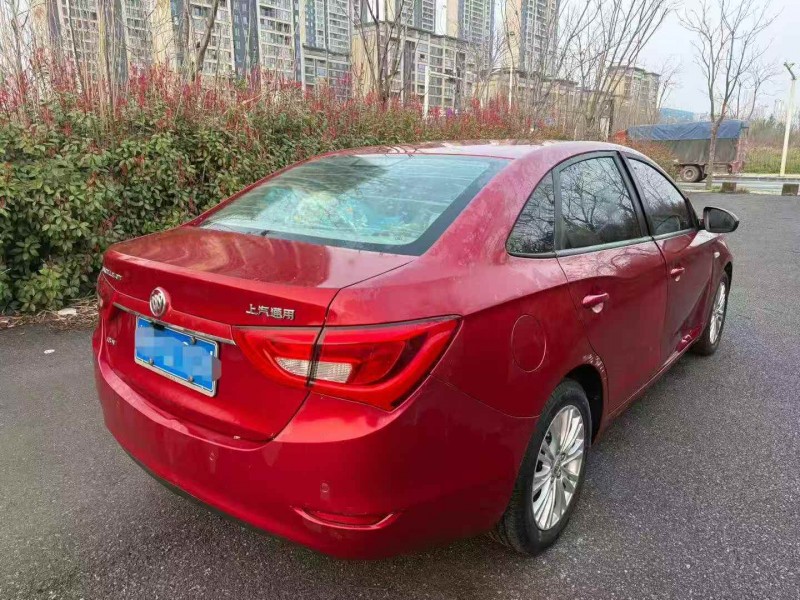 荆州17年别克英朗9