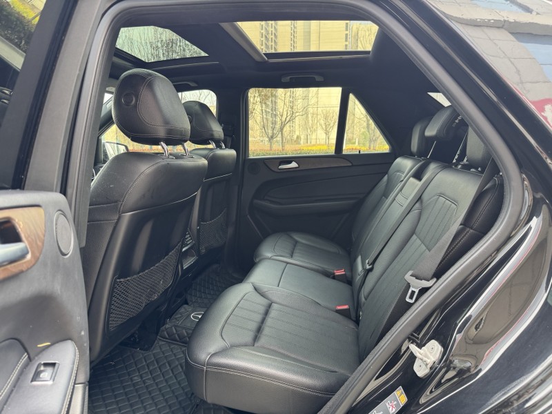 济宁17年奔驰GLE6