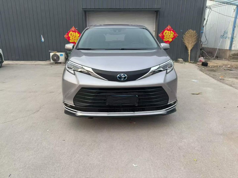 徐州24年丰田塞纳1