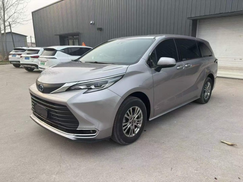 徐州24年丰田塞纳3