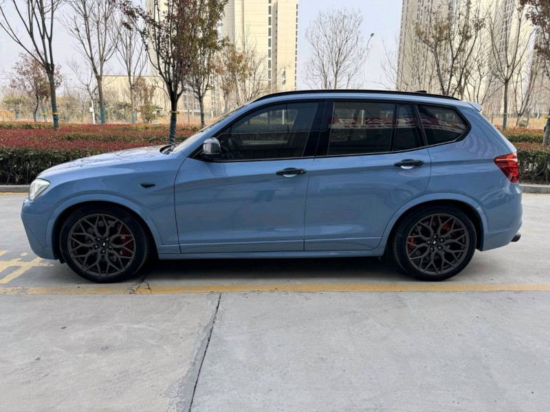 济宁17年宝马X38