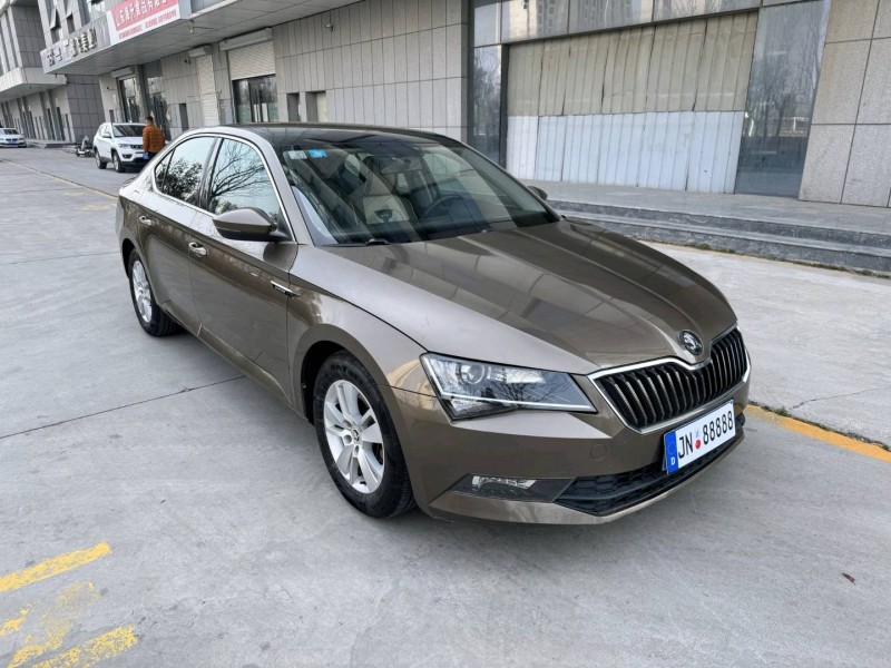 濟寧17年斯柯達速派3