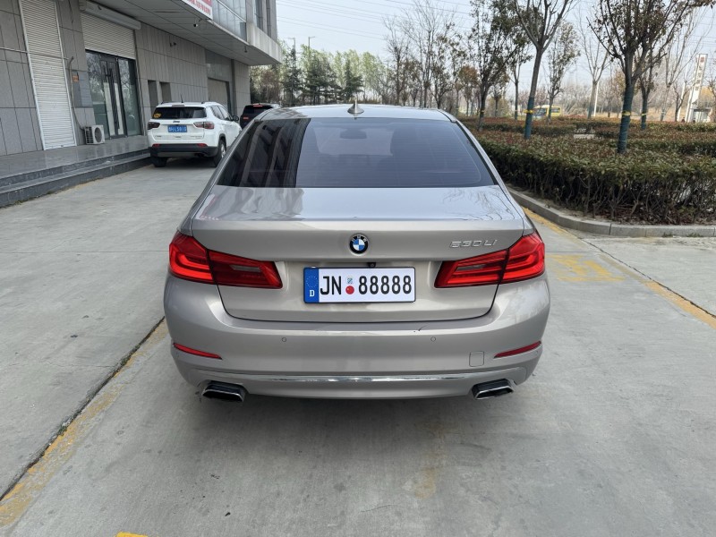 濟寧19年寶馬5系9