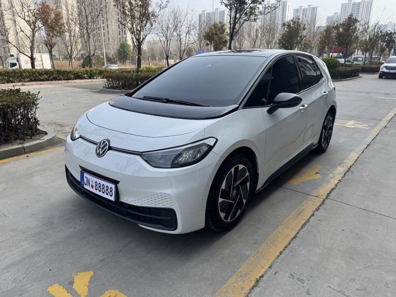 济宁25年大众ID7