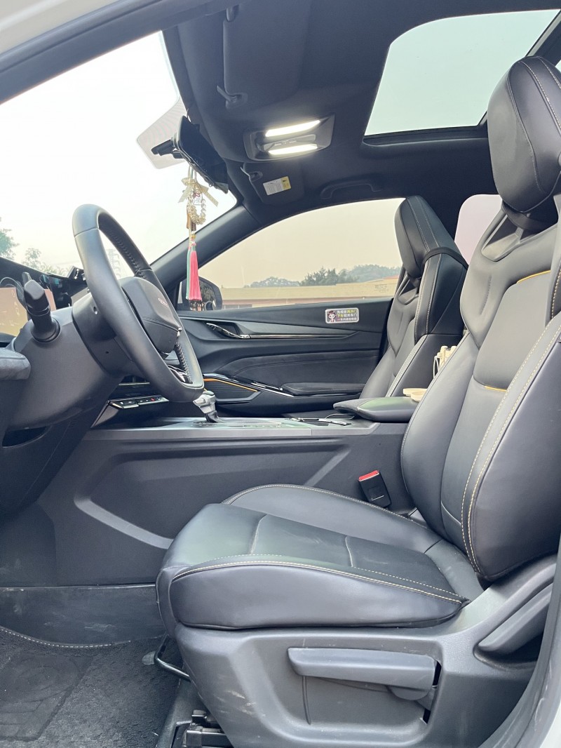 中山24年长安汽车欧尚8