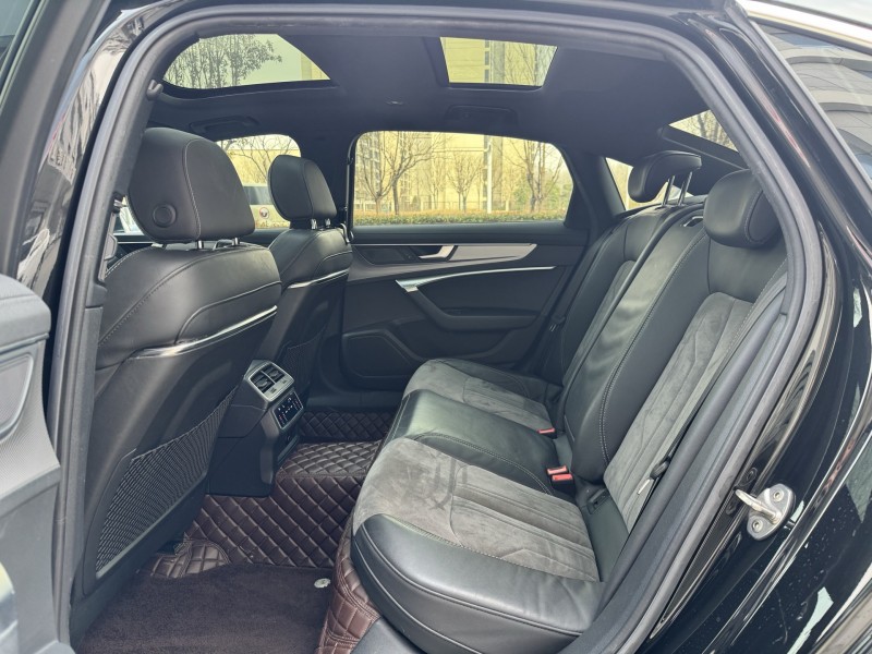 济宁21年奥迪A6L5