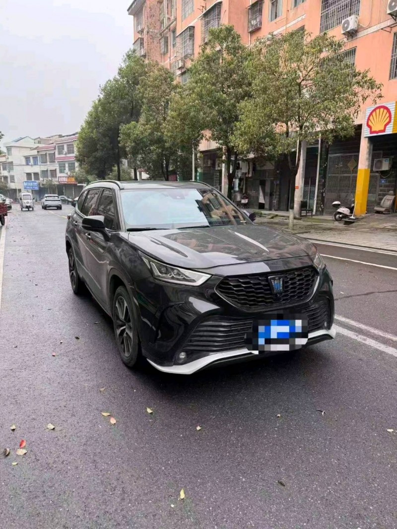 長沙22年豐田皇冠3