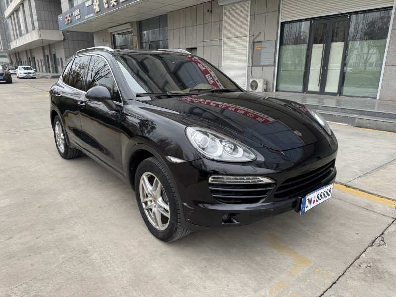 濟寧13年保時捷卡宴2