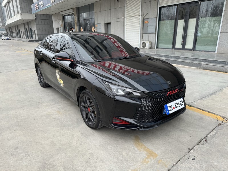 济宁22年东风奕炫9