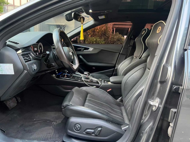 徐州23年奥迪A4L4