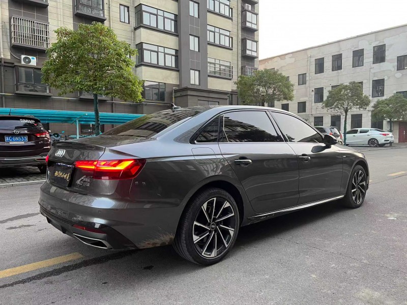 徐州23年奥迪A4L8