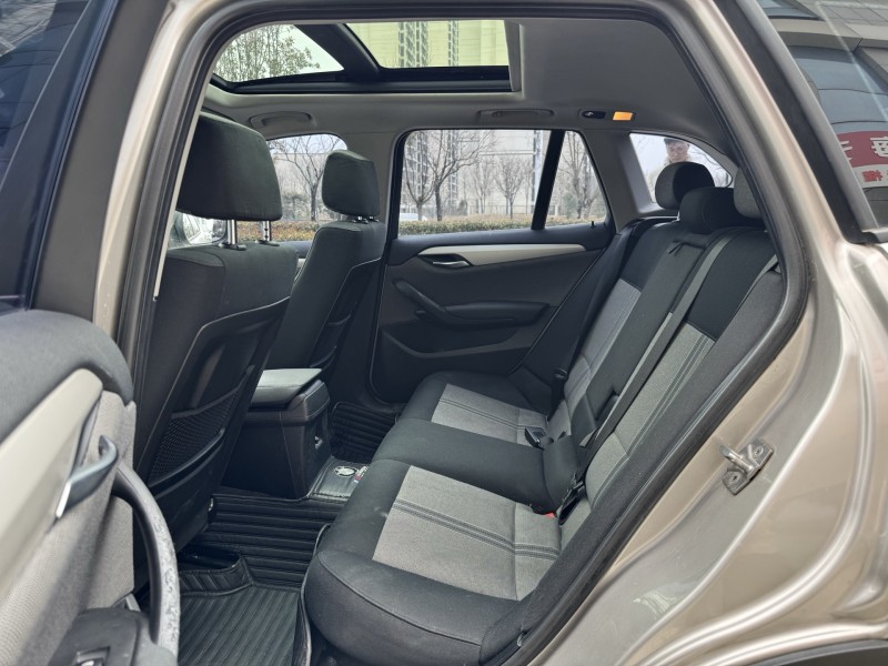 濟寧12年寶馬X16