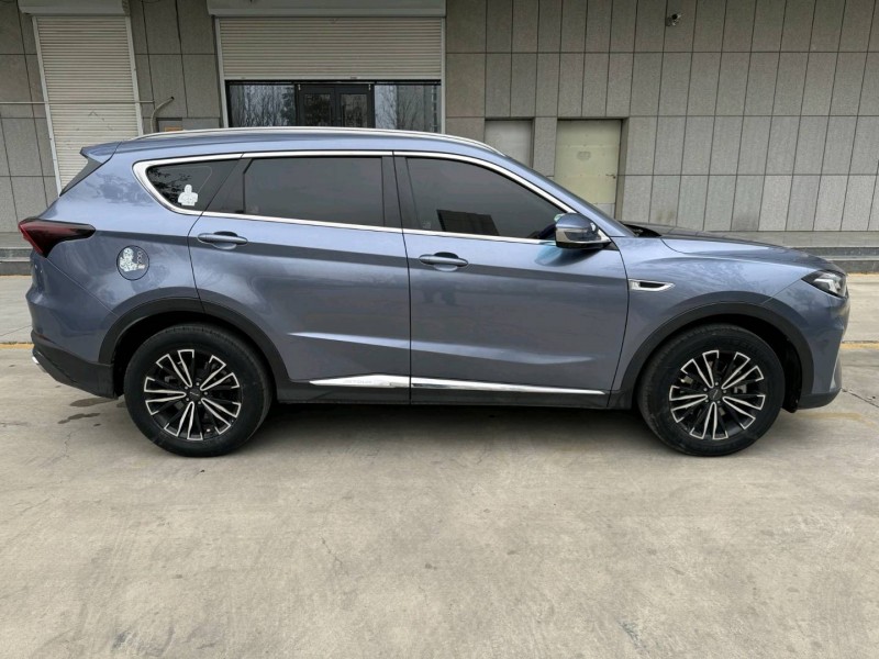 济宁23年奇瑞捷途7