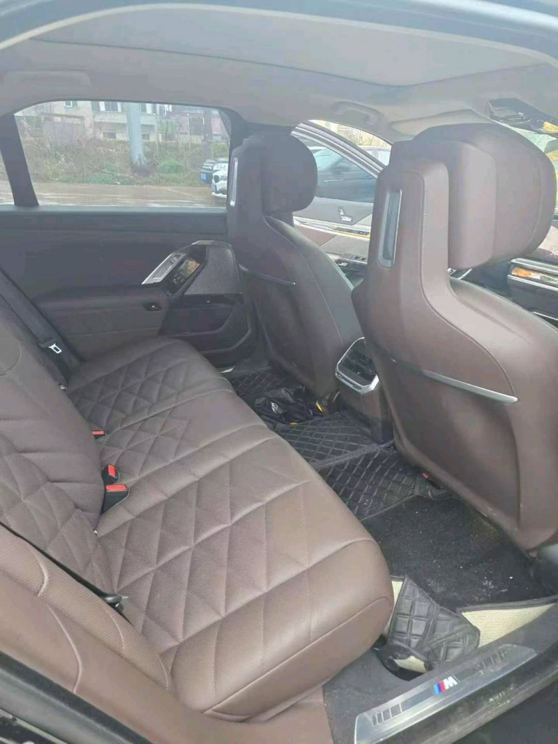 常州25年宝马7系5