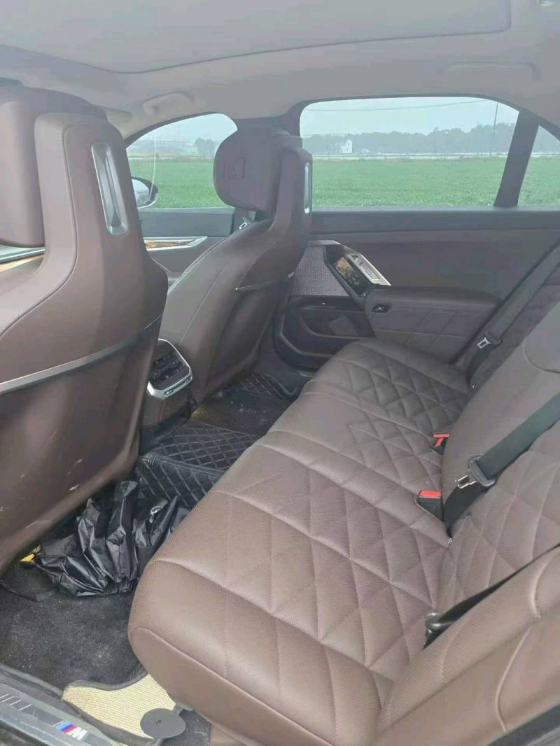 常州25年宝马7系8