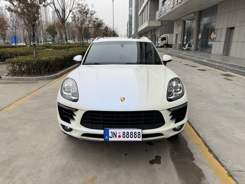 濟寧15年保時捷Macan1