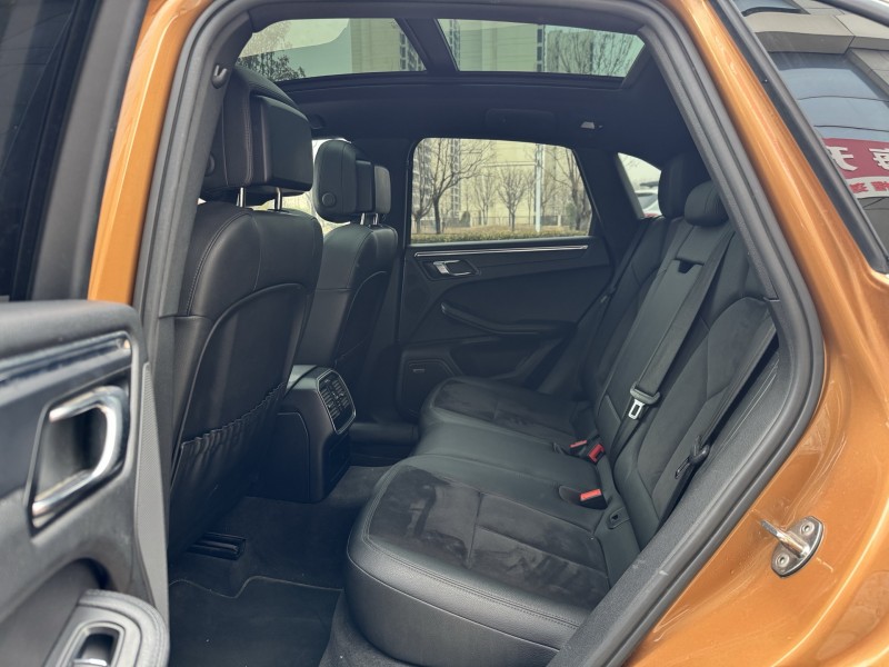 濟寧15年保時捷Macan5