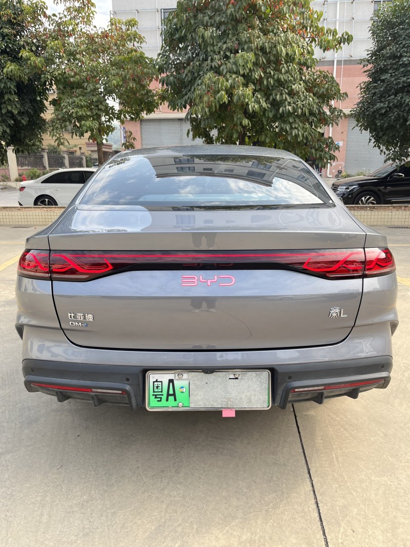 中山24年比亚迪秦9