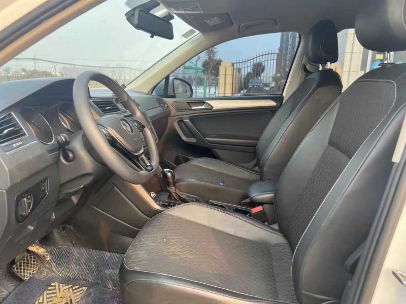 徐州20年大眾途觀4