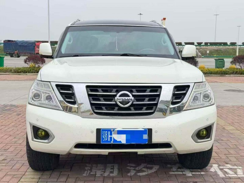 岳阳19年日产途乐1