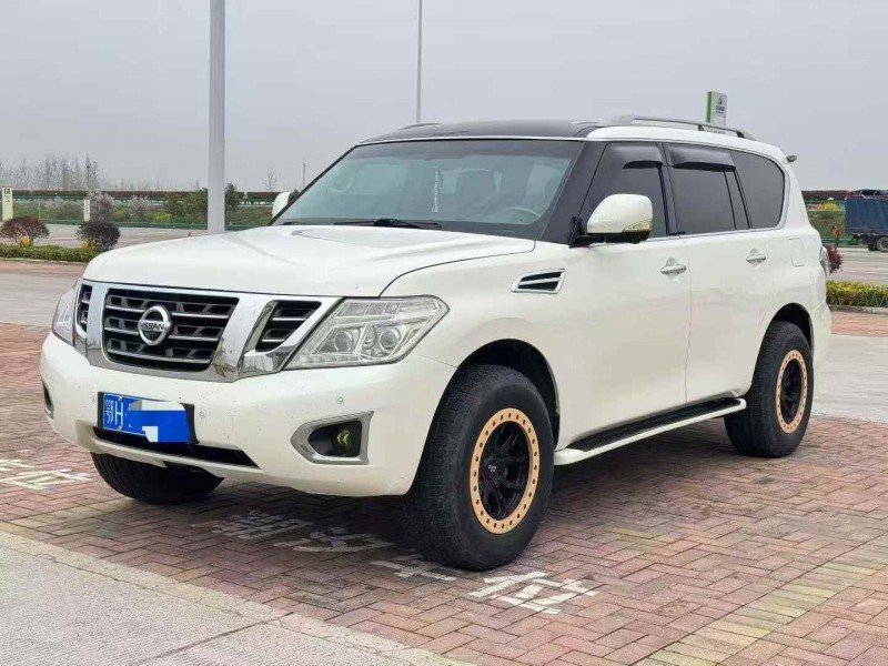 岳阳19年日产途乐3