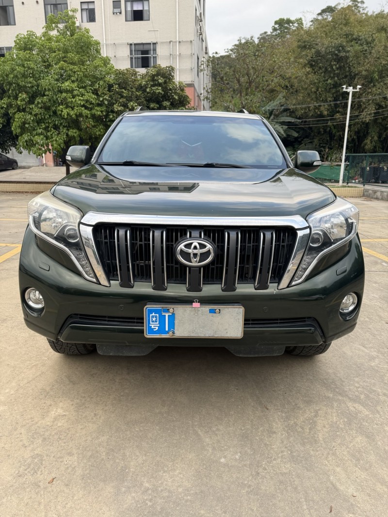 中山17年丰田普拉多1