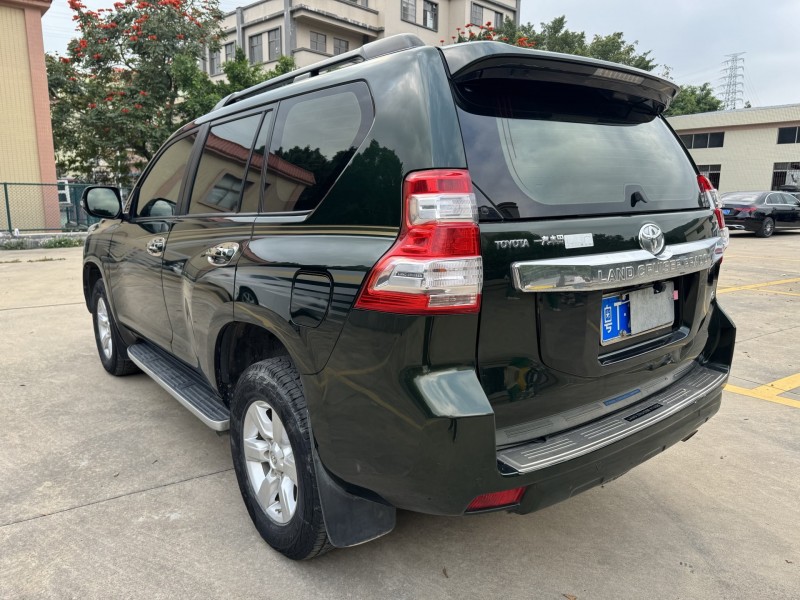 中山17年丰田普拉多4
