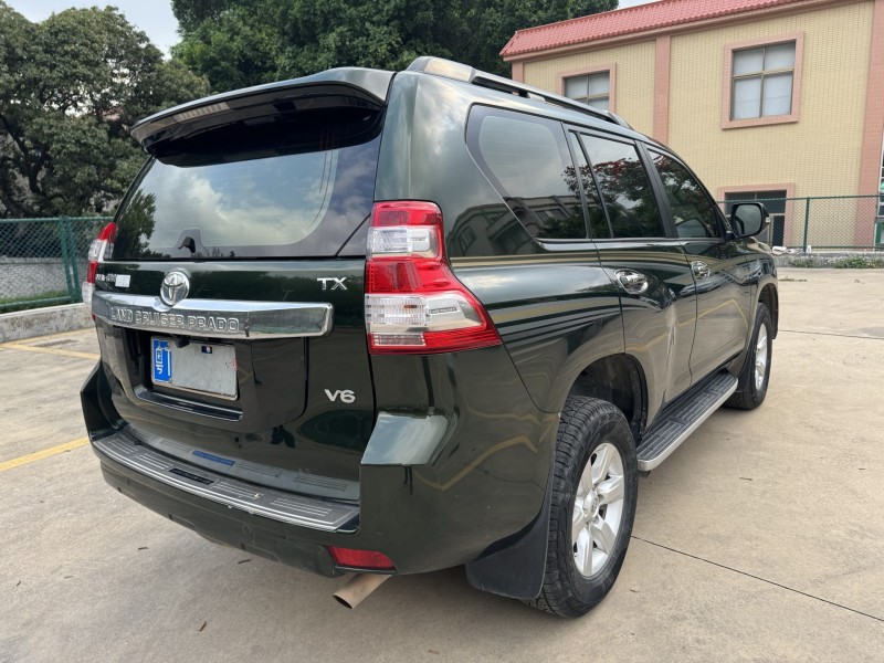 中山17年丰田普拉多5