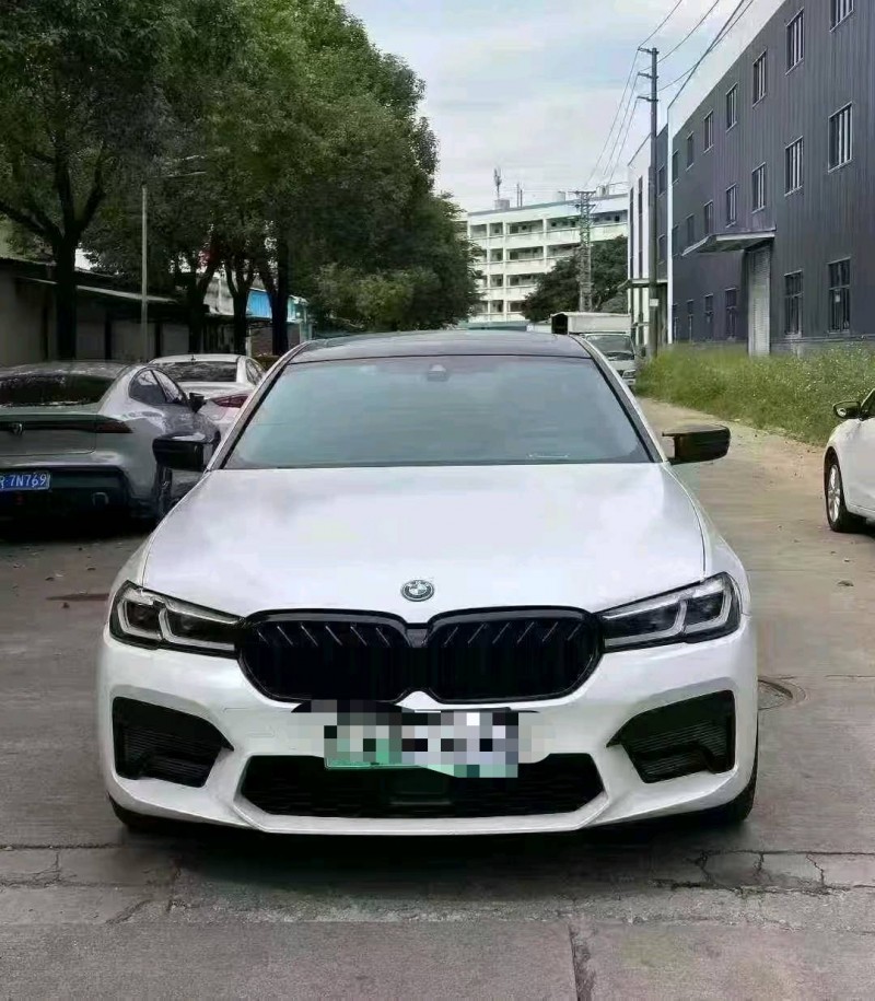 广州22年宝马5系1