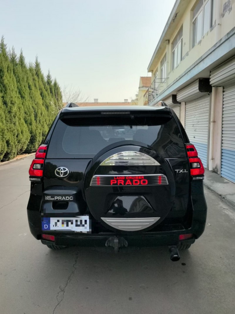 青岛12年丰田普拉多9