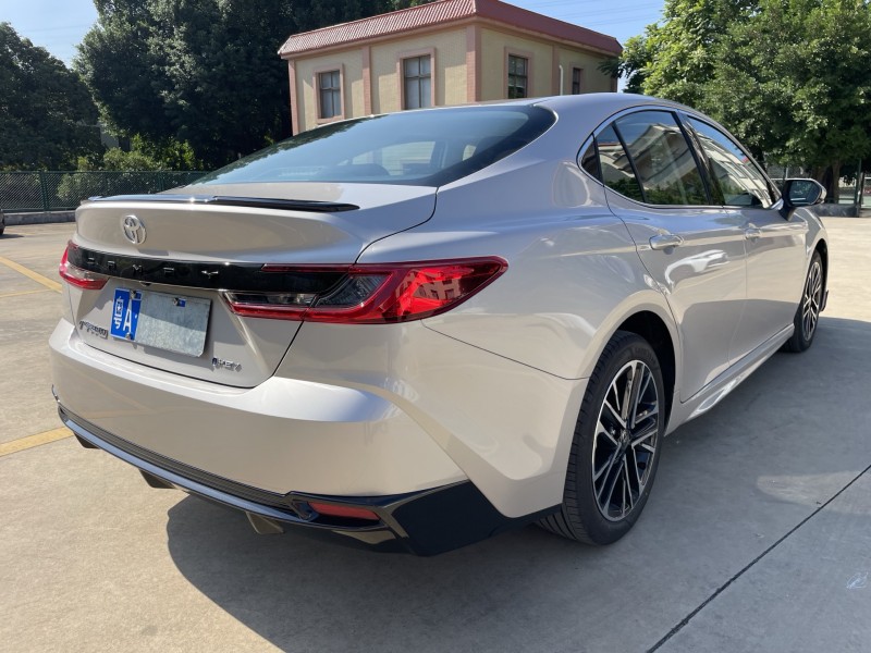 中山25年丰田凯美瑞4