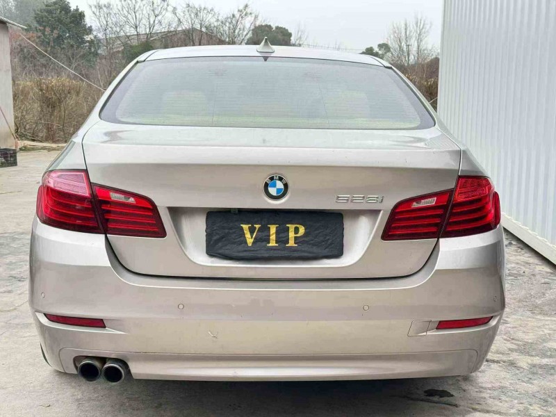 岳陽17年寶馬5系9