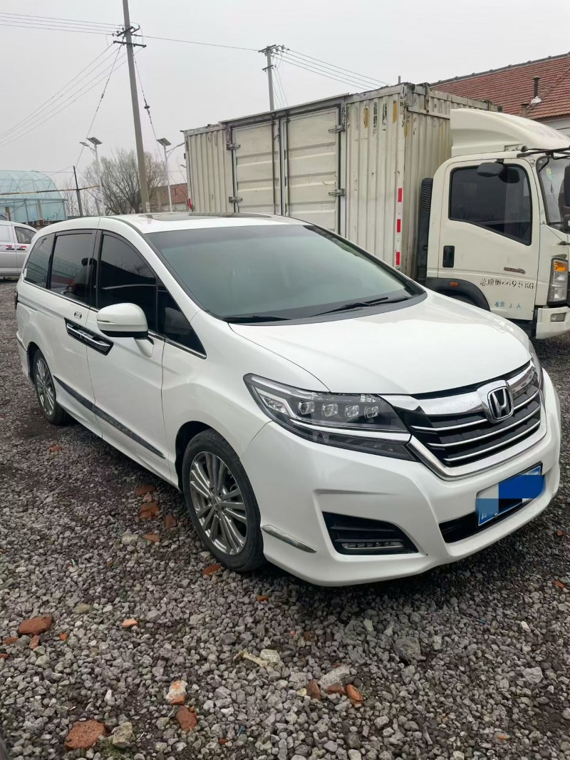 煙臺17年本田艾力紳2