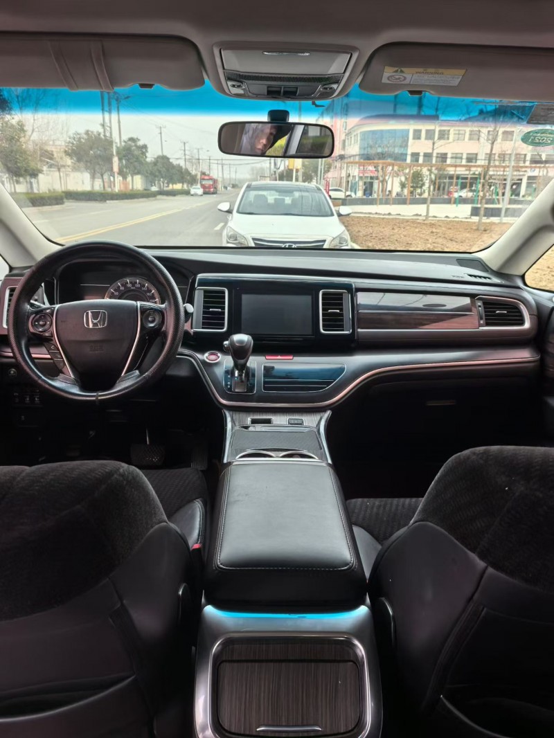 常州18年本田艾力紳5