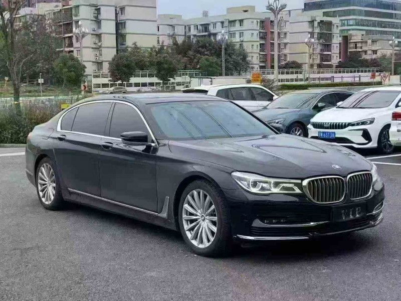 重慶17年寶馬7系3