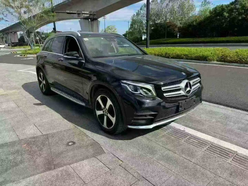 嘉興19年奔馳GLC3