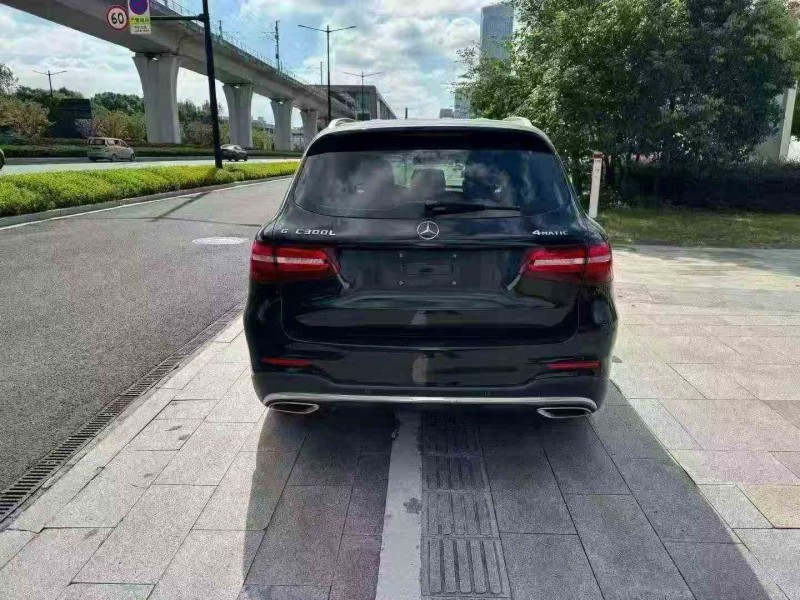 嘉興19年奔馳GLC9