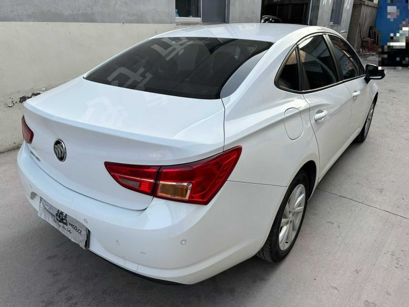 潍坊16年别克威朗7