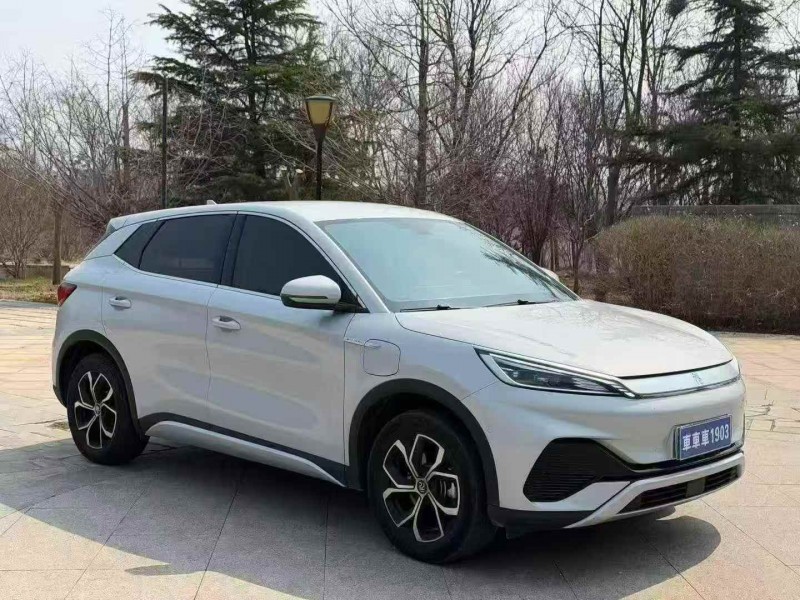 济宁24年比亚迪元2