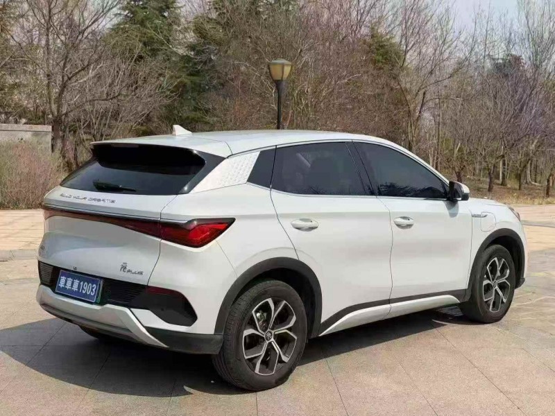 济宁24年比亚迪元7