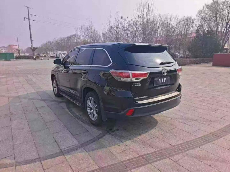 邯郸16年丰田汉兰达8