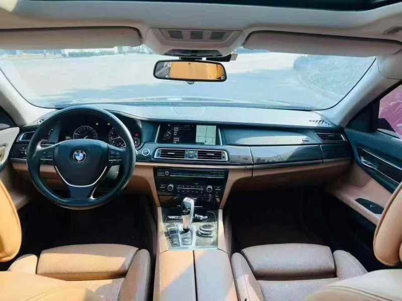 烟台16年宝马7系5