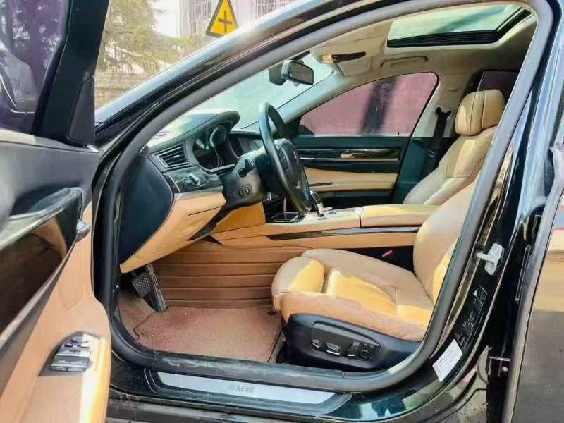 烟台16年宝马7系7