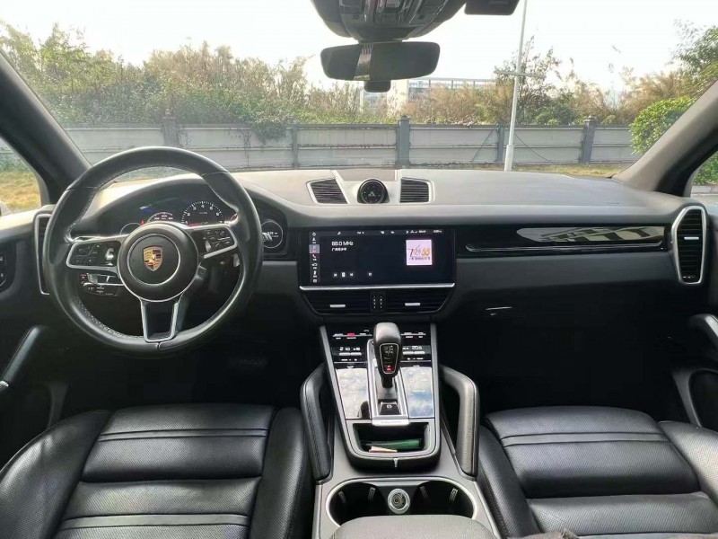 广州20年保时捷卡宴5